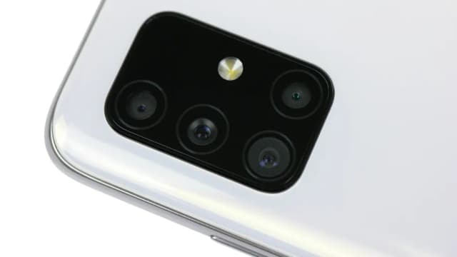 Samsung A51 aparat ile pikseli - jakie megapiksele ma każdy obiektyw? Samsung A51 aparat ile pikseli - jakie megapiksele ma każdy obiektyw?