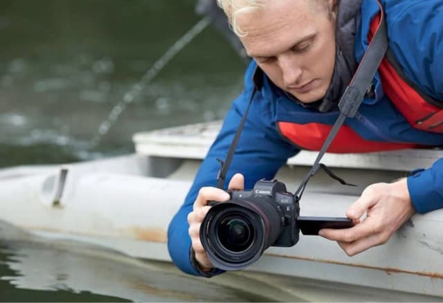 Najlepszy obiektyw uniwersalny Canon – jak wybrać idealny do każdej sytuacji? Najlepszy obiektyw uniwersalny Canon – jak wybrać idealny do każdej sytuacji?