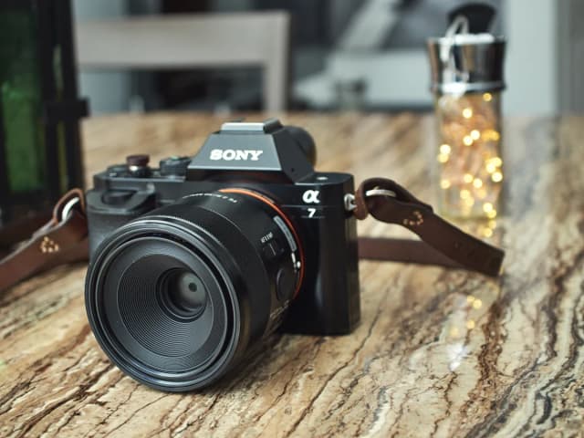 Najlepsze obiektywy do Sony A7 II: Profesjonalny wybór bez przepłacania Najlepsze obiektywy do Sony A7 II: Profesjonalny wybór bez przepłacania