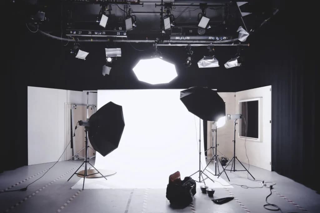 Profesjonalne zdjęcia z lampą błyskową. Uniknij najczęstszych wpadek fotograficznych Profesjonalne zdjęcia z lampą błyskową. Uniknij najczęstszych wpadek fotograficznych