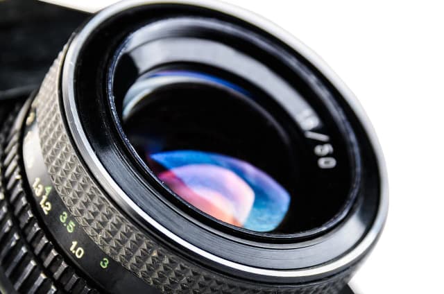 Najlepsze obiektywy ślubne: profesjonalny wybór dla fotografów bez błędów Najlepsze obiektywy ślubne: profesjonalny wybór dla fotografów bez błędów