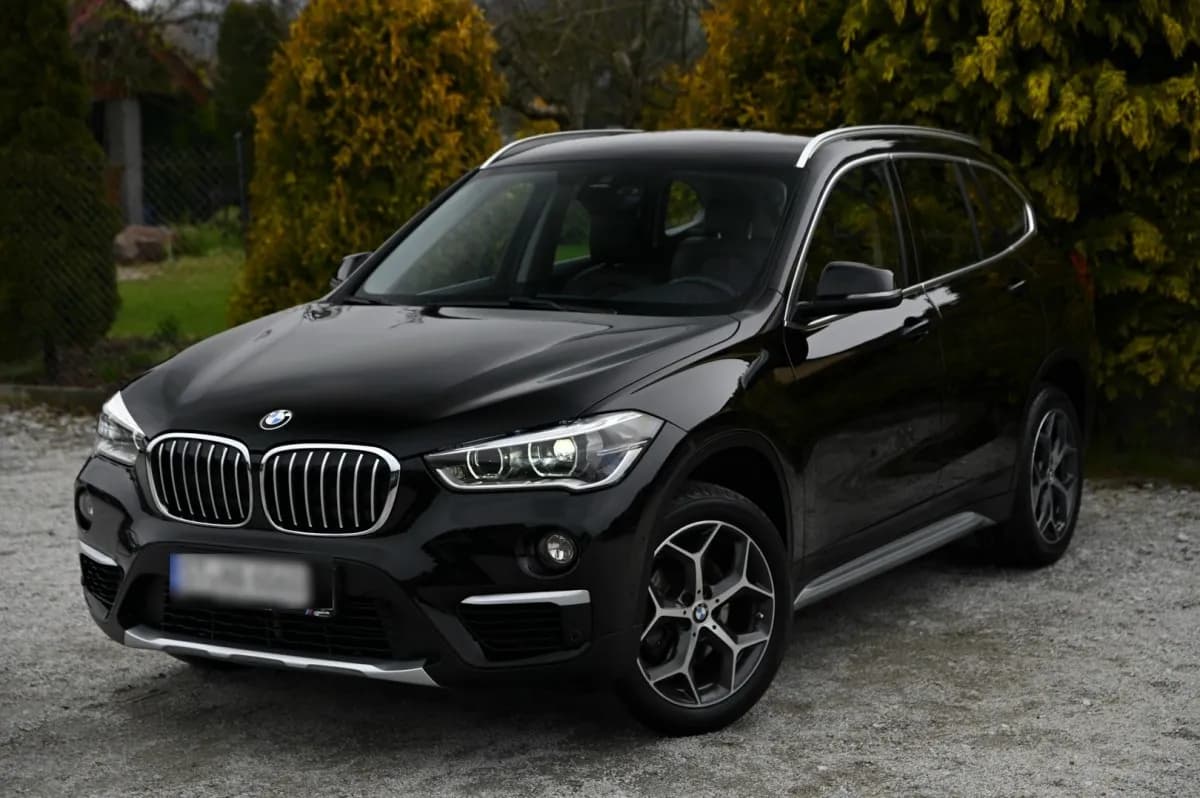 Jak zrobić zdjęcia samochodu, aby przyciągnąć potencjalnych nabywców Jak zrobić zdjęcia samochodu, aby przyciągnąć potencjalnych nabywców