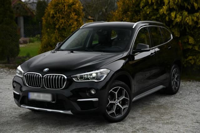 Jak zrobić zdjęcia samochodu, aby przyciągnąć potencjalnych nabywców Jak zrobić zdjęcia samochodu, aby przyciągnąć potencjalnych nabywców